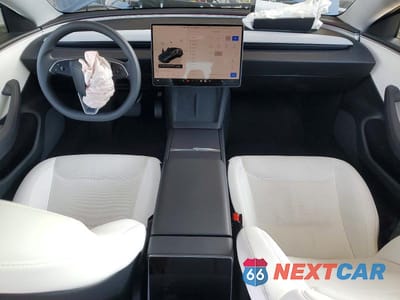 Zdjęcie 8 z 12 samochodu: 2026 TESLA MODEL 3 VIN:5YJ3E1EA0TF125902 - miniatura