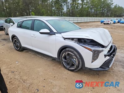 Czwarte zdjęcie samochodu z boku: 2025 KIA K4 EX VIN:3KPFU4DE0SE208269 - miniatura