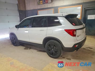 Drugie zdjęcie samochodu z przodu: 2021 HONDA PASSPORT SPORT VIN:5FNYF8H25MB004297 - miniatura