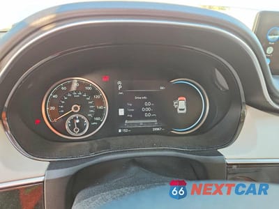 Zdjęcie 9 z 12 samochodu: 2022 GENESIS GV70 2.5T STANDARD VIN:KMUMADTB1NU075323 - miniatura