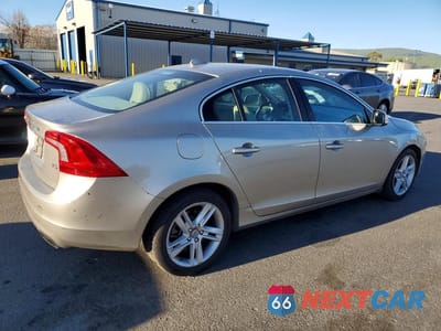 Trzecie zdjęcie samochodu z tyłu: 2014 VOLVO S60 T5 VIN:YV1612FS0E2298793 - miniatura