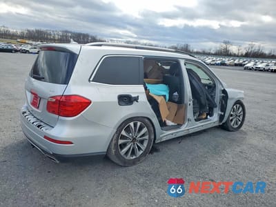 Trzecie zdjęcie samochodu z tyłu: 2015 MERCEDES-BENZ GL 450 4MATIC VIN:4JGDF6EE5FA535427 - miniatura