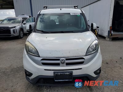 Piąte zdjęcie samochodu w środku: 2018 RAM PROMASTER CITY SLT VIN:ZFBERFBBXJ6J26946 - miniatura