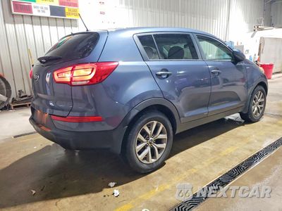 Trzecie zdjęcie samochodu z tyłu: 2016 KIA SPORTAGE LX VIN:KNDPBCAC6G7853023 - miniatura