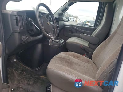 Zdjęcie 7 z 13 samochodu: 2022 CHEVROLET EXPRESS BOX TRUCK VIN:1GB0GRF78N1290918 - miniatura