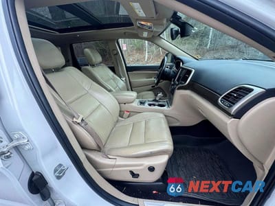 Piąte zdjęcie samochodu w środku: 2017 JEEP GRAND CHEROKEE LIMITED VIN:1C4RJFBGXHC749237 - miniatura