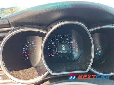 Zdjęcie 9 z 12 samochodu: 2015 KIA OPTIMA EX VIN:5XXGN4A75FG408651 - miniatura