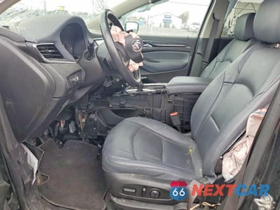 Zdjęcie 7 z 13 samochodu: 2021 BUICK ENCLAVE ESSENCE VIN:5GAERBKW0MJ132363 - miniatura