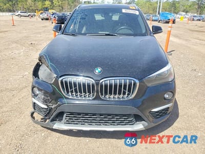 Piąte zdjęcie samochodu w środku: 2018 BMW X1 SDRIVE28I VIN:WBXHU7C30J5H41278 - miniatura