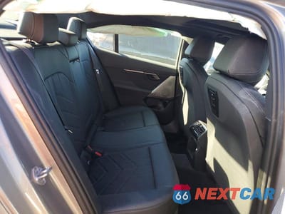 Zdjęcie 10 z 12 samochodu: 2025 BMW 530 I VIN:WBA43FJ04SCT22729 - miniatura
