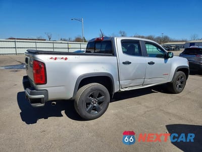 Trzecie zdjęcie samochodu z tyłu: 2016 CHEVROLET COLORADO LT VIN:1GCGTCE33G1339205 - miniatura