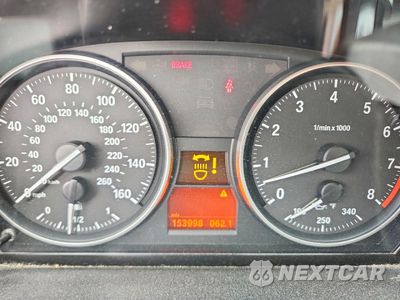 Zdjęcie 9 z 12 samochodu: 2009 BMW 328 XI VIN:WBAWC33589PC87814 - miniatura