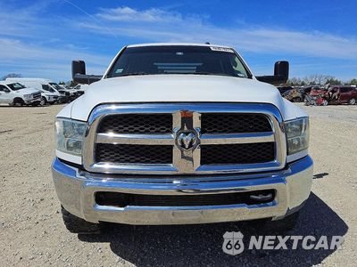 Piąte zdjęcie samochodu w środku: 2015 RAM 2500 ST VIN:3C6UR5HL4FG576785 - miniatura