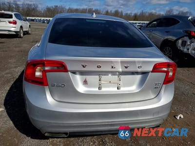 Zdjęcie 6 z 12 samochodu: 2015 VOLVO S60 PREMIER VIN:YV1612TK1F2356285 - miniatura