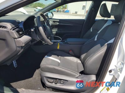 Zdjęcie 7 z 12 samochodu: 2026 TOYOTA CAMRY SE VIN:4T1DBADK0TU552636 - miniatura