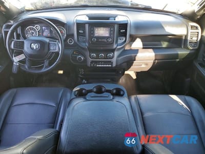 Zdjęcie 8 z 11 samochodu: 2022 RAM 2500 TRADESMAN VIN:3C6UR5CJ6NG365821 - miniatura