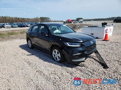 Czwarte zdjęcie samochodu z boku: 2025 HONDA HR-V LX VIN:3CZRZ1H38SM717242 - miniatura