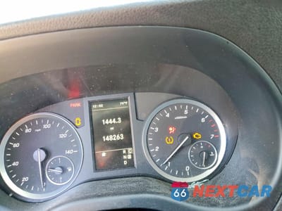 Zdjęcie 9 z 13 samochodu: 2022 MERCEDES-BENZ METRIS VIN:W1YV0BEYXN4151343 - miniatura