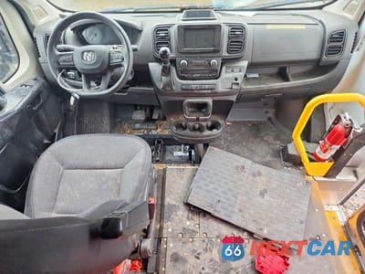 Zdjęcie 8 z 12 samochodu: 2022 RAM PROMASTER 3500 DELIVERY TRUCK VIN:3C7WRVMG8NE126175 - miniatura