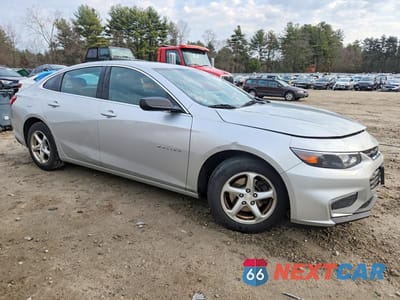 Czwarte zdjęcie samochodu z boku: 2018 CHEVROLET MALIBU LS VIN:1G1ZB5ST9JF287559 - miniatura