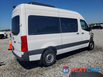 Trzecie zdjęcie samochodu z tyłu: 2026 MERCEDES BENZ SPRINTER 2500 VIN:W1Z4KFHY6TT604350 - miniatura