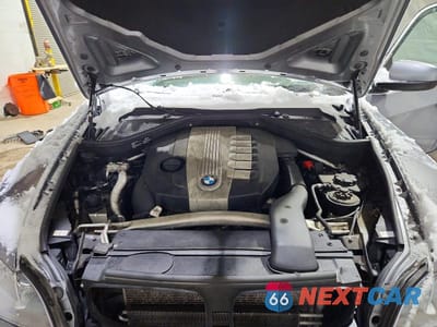 Zdjęcie 12 z 14 samochodu: 2013 BMW X5 XDRIVE35D VIN:5UXZW0C55D0B91421 - miniatura