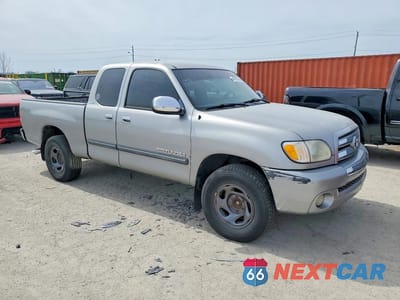 Czwarte zdjęcie samochodu z boku: 2003 TOYOTA TUNDRA SR5 VIN:5TBRN34183S395729 - miniatura