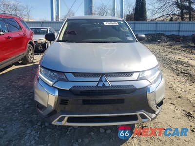 Piąte zdjęcie samochodu w środku: 2019 MITSUBISHI OUTLANDER ES VIN:JA4AD2A39KZ009009 - miniatura