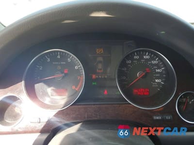 Zdjęcie 9 z 12 samochodu: 2004 AUDI A8 L QUATTRO VIN:WAUML44E94N019870 - miniatura
