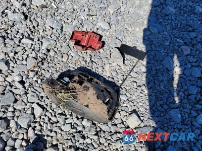 Zdjęcie 13 z 14 samochodu: 2009 TOYOTA YARIS BASE VIN:JTDJT903995251996 - miniatura