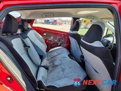 Zdjęcie 10 z 13 samochodu: 2020 TOYOTA PRIUS LE VIN:JTDKARFU6L3105049 - miniatura