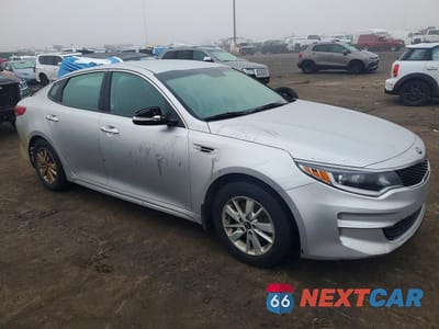 Czwarte zdjęcie samochodu z boku: 2018 KIA OPTIMA LX VIN:5XXGT4L31JG186439 - miniatura