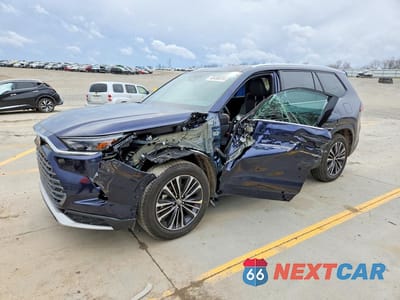 2026 TOYOTA GRAND HIGHLANDER HYBRID MAX PLATINUM 5TDADAB58TS029027 - główne zdjęcie licytacji z USA - miniatura