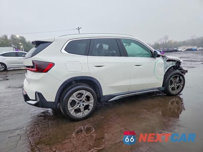 Trzecie zdjęcie samochodu z tyłu: 2023 BMW X1 XDRIVE28I VIN:WBX73EF06P5W30891 - miniatura