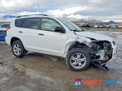 Czwarte zdjęcie samochodu z boku: 2010 TOYOTA RAV4 BASE VIN:JTMBK4DV9AD011136 - miniatura