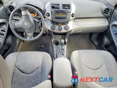 Zdjęcie 8 z 12 samochodu: 2010 TOYOTA RAV4 BASE VIN:JTMBK4DV9AD011136 - miniatura