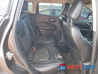 Zdjęcie 11 z 12 samochodu: 2018 JEEP COMPASS LATITUDE VIN:3C4NJDBB3JT134952 - miniatura