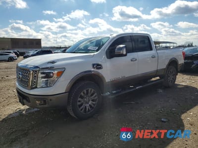 2017 NISSAN TITAN XD PLATINUM RESERVE 1N6BA1F46HN539899 - główne zdjęcie licytacji z USA - miniatura