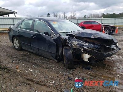Czwarte zdjęcie samochodu z boku: 2005 HONDA ACCORD LX VIN:1HGCM56405A124622 - miniatura