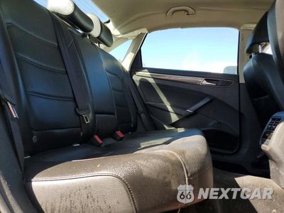 Zdjęcie 10 z 11 samochodu: 2017 VOLKSWAGEN PASSAT SE VIN:1VWBT7A35HC024755 - miniatura