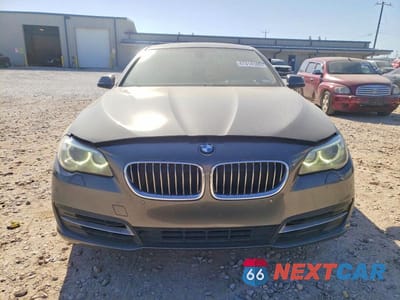 Piąte zdjęcie samochodu w środku: 2014 BMW 528 I VIN:WBA5A5C58ED503327 - miniatura