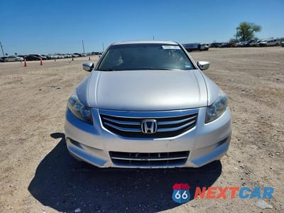 Piąte zdjęcie samochodu w środku: 2011 HONDA ACCORD VIN:1HGCP3F82BA030042 - miniatura