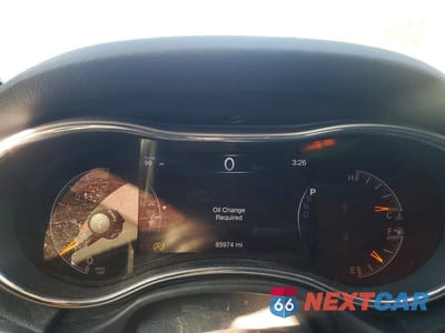 Zdjęcie 9 z 13 samochodu: 2019 JEEP GRAND CHEROKEE LAREDO VIN:1C4RJFAG6KC855189 - miniatura