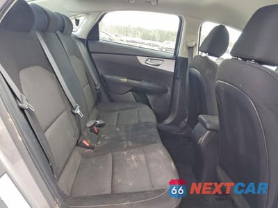 Zdjęcie 10 z 13 samochodu: 2024 KIA FORTE LXS VIN:3KPF24AD5RE760958 - miniatura