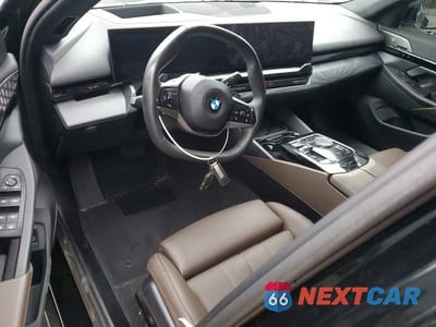 Zdjęcie 8 z 11 samochodu: 2024 BMW 530 XI VIN:WBA53FJ02RCS13488 - miniatura