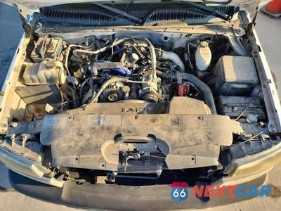 Zdjęcie 11 z 11 samochodu: 2005 CHEVROLET SILVERADO K2500 HEAVY DUTY VIN:1GCHK292X5E132190 - miniatura