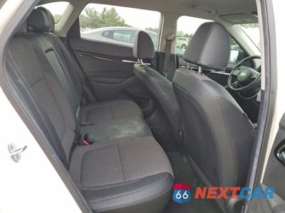 Zdjęcie 11 z 13 samochodu: 2021 KIA SELTOS S VIN:KNDEUCAAXM7156580 - miniatura
