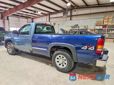 Drugie zdjęcie samochodu z przodu: 2007 CHEVROLET SILVERADO K1500 VIN:1GCEK14C27Z555015 - miniatura