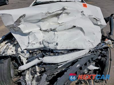 Zdjęcie 11 z 12 samochodu: 2017 MERCEDES-BENZ C 300 4MATIC VIN:WDDWJ4KB3HF368538 - miniatura