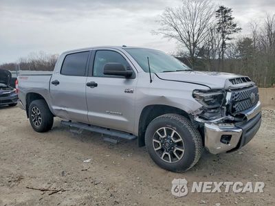 Czwarte zdjęcie samochodu z boku: 2018 TOYOTA TUNDRA SR5 VIN:5TFDY5F14JX683840 - miniatura